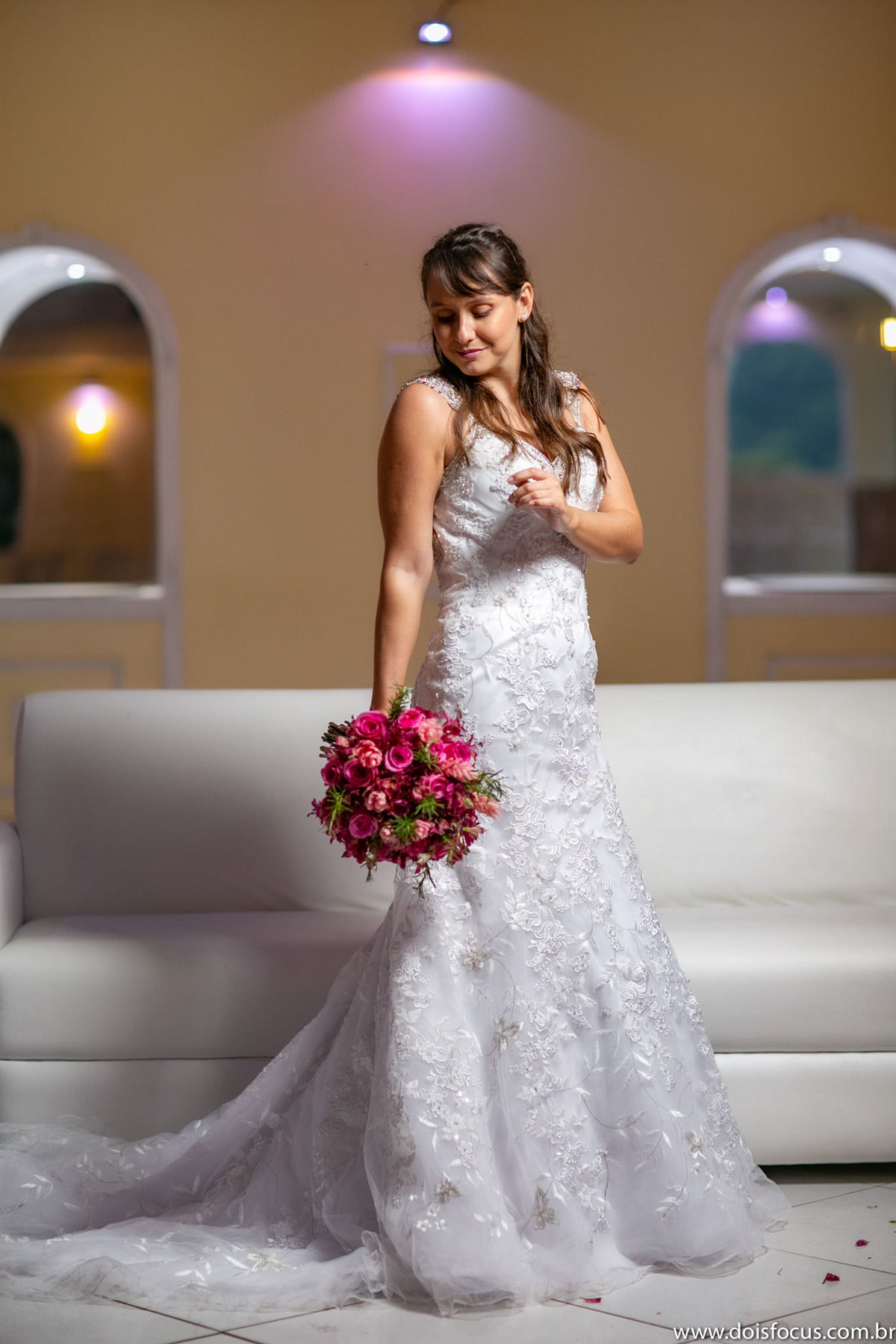 #mansaorosa #noivascariocas #casamento #noivasdobrasil #noivasp #noivario #fotografodecasamento #fotosdecasamento #noivas2020 #noivas2019 #casamentorj #noivasrio #vestidodecasamento #riodejaneiro #lapisdenoiva #vestidodenoiva #penteadosparanoivas 