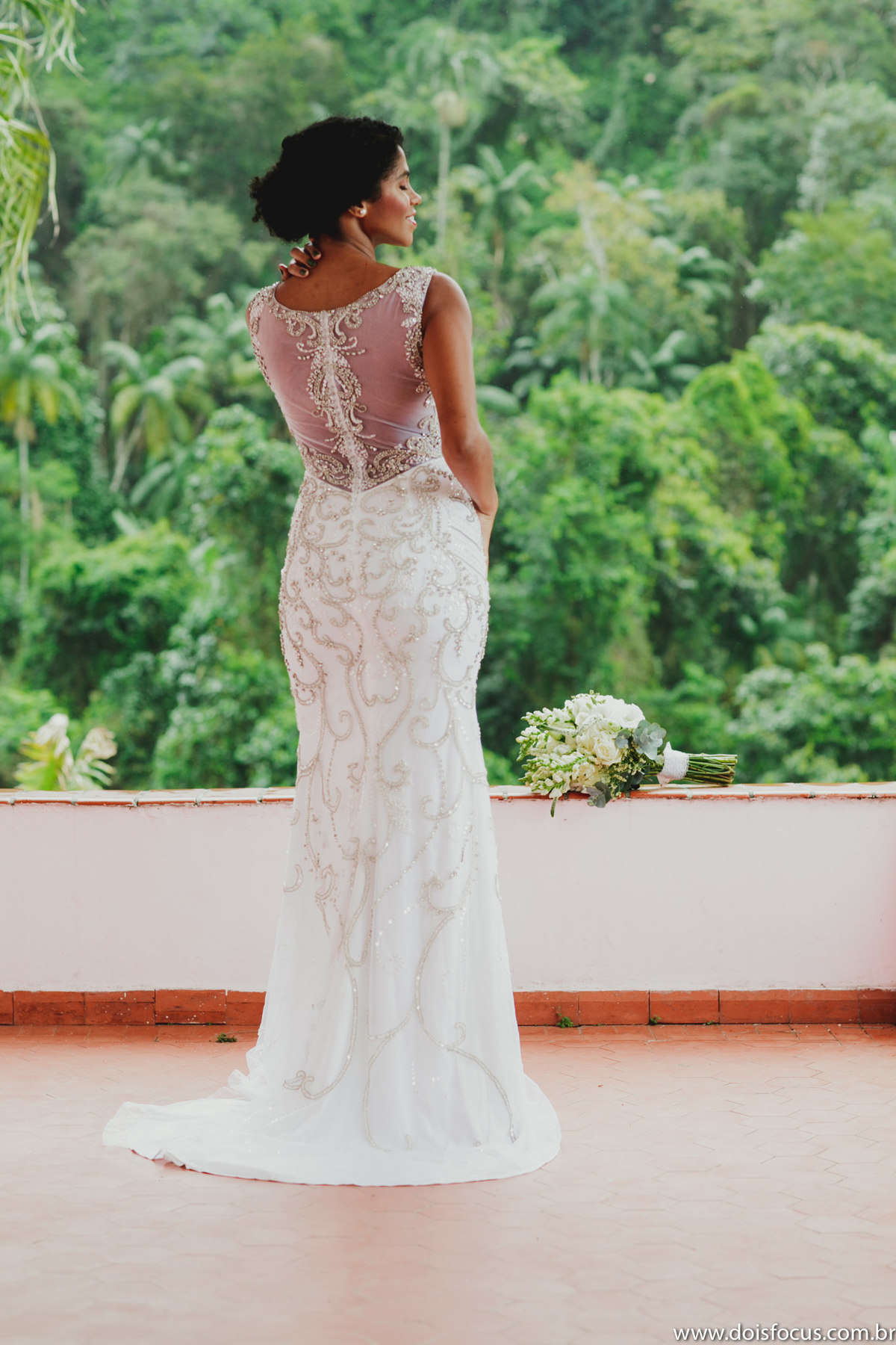 #mansaorosa #noivascariocas #casamento #noivasdobrasil #noivasp #noivario #fotografodecasamento #fotosdecasamento #noivas2020 #noivas2019 #casamentorj #noivasrio #vestidodecasamento #riodejaneiro #lapisdenoiva #vestidodenoiva #penteadosparanoivas #mansaor