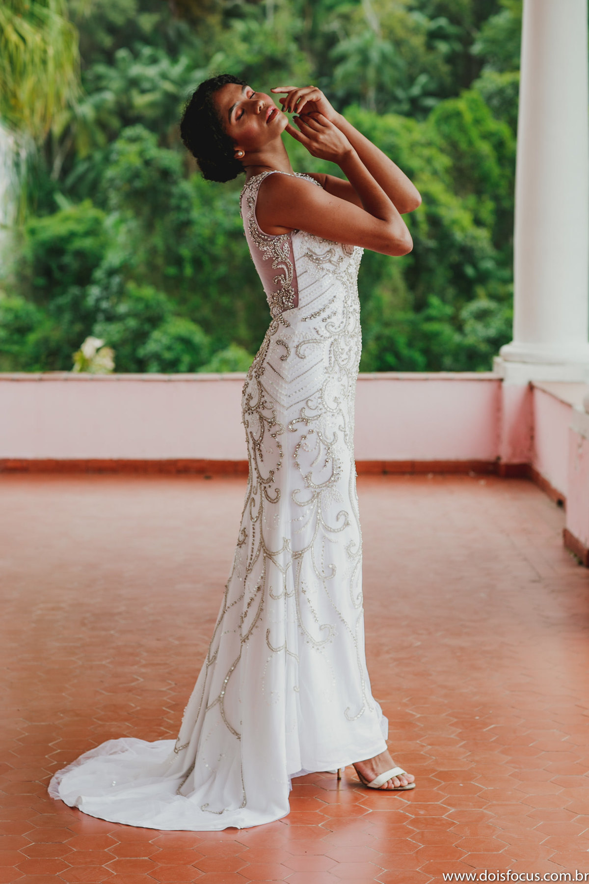 #mansaorosa #noivascariocas #casamento #noivasdobrasil #noivasp #noivario #fotografodecasamento #fotosdecasamento #noivas2020 #noivas2019 #casamentorj #noivasrio #vestidodecasamento #riodejaneiro #lapisdenoiva #vestidodenoiva #penteadosparanoivas 