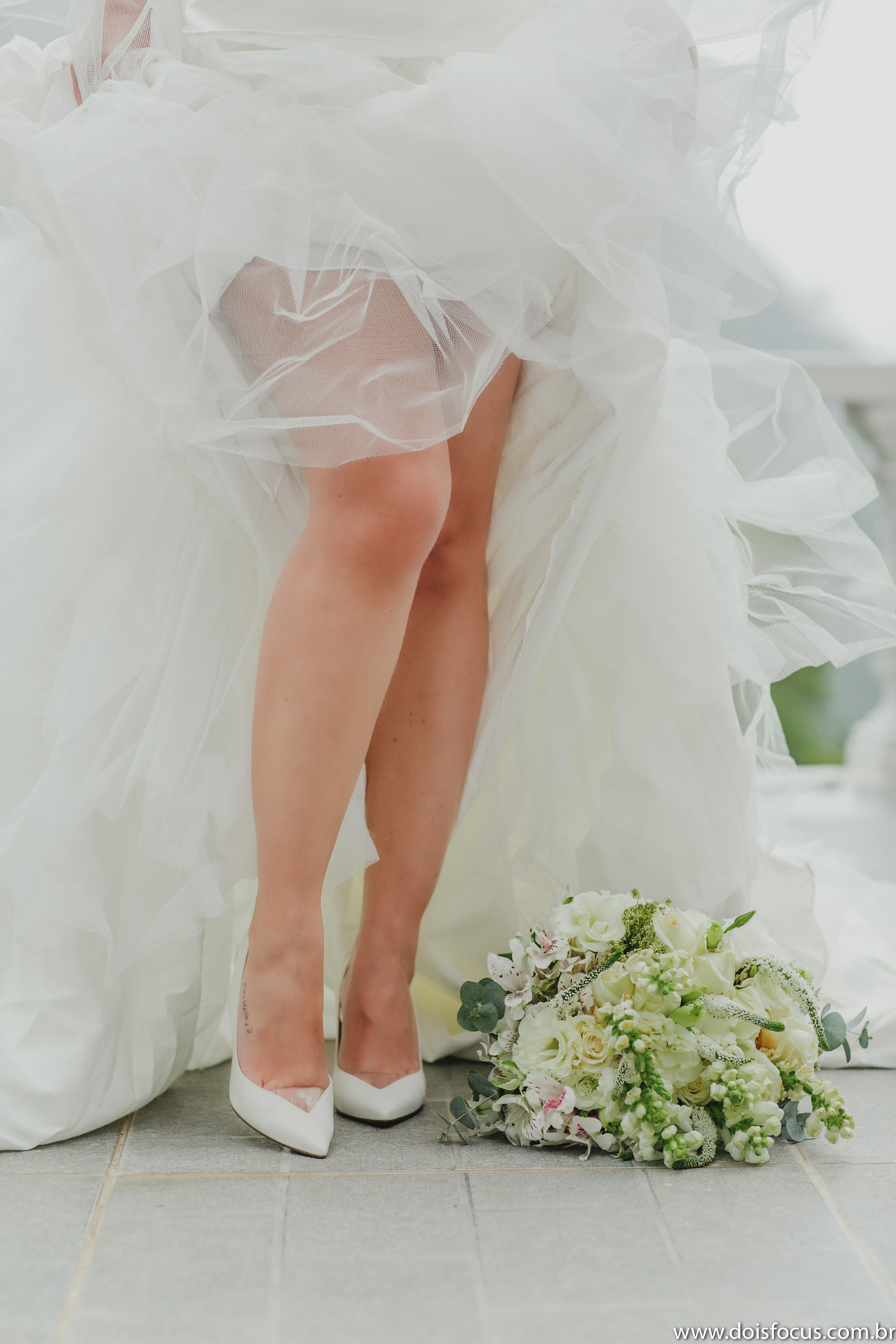 #mansaorosa #noivascariocas #casamento #noivasdobrasil #noivasp #noivario #fotografodecasamento #fotosdecasamento #noivas2020 #noivas2019 #casamentorj #noivasrio #vestidodecasamento #riodejaneiro #lapisdenoiva #vestidodenoiva #penteadosparanoivas 