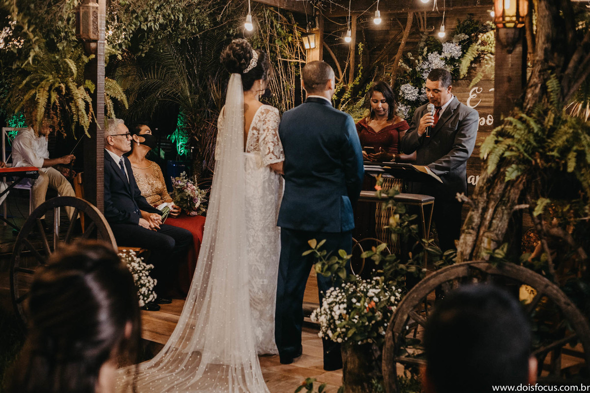 #casamentos #casamentorj #weddingday  #yeswedding #wedding #casorio #noivas #noivasrj #noivado #noivos2021 #noivasdobrasil #voucasar #clubedasnoivas #Inesquecivelcasamento #vestidodecasamento
#voucasar #prewedding #fotografodecasamento #noiva2021 #doisfoc