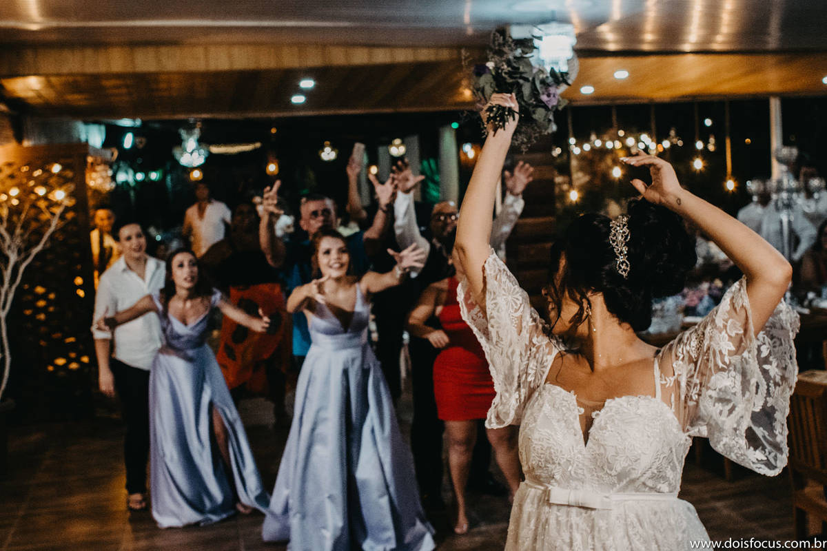 #casamentos #casamentorj #weddingday  #yeswedding #wedding #casorio #noivas #noivasrj #noivado #noivos2021 #noivasdobrasil #voucasar #clubedasnoivas #Inesquecivelcasamento #vestidodecasamento
#voucasar #prewedding #fotografodecasamento #noiva2021 #doisfoc