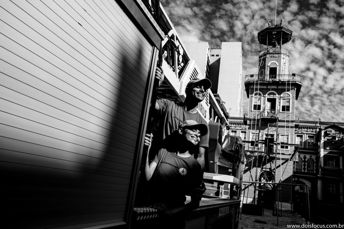 Fotografo de casamento Rio de Janeiro, Fotografia de Casamento RJ - Pré wedding no  Quartel Central do Corpo de Bombeiros
