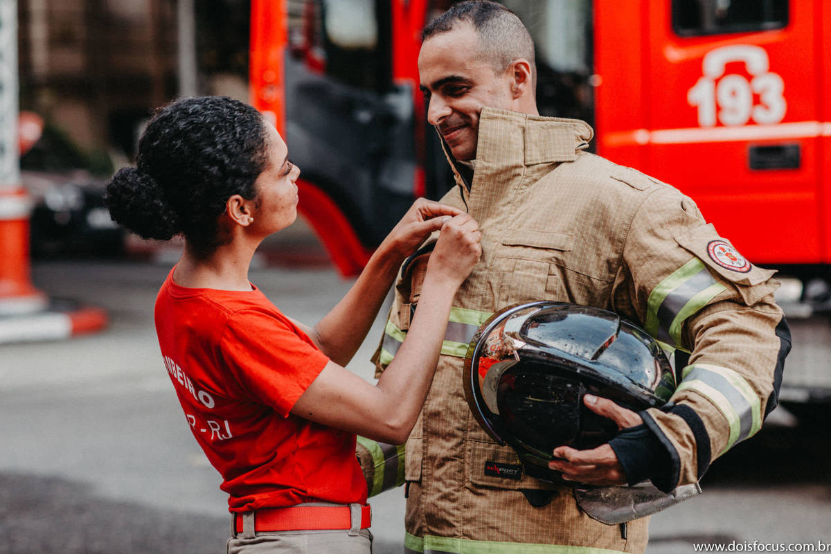Fotografo de casamento Rio de Janeiro, Fotografia de Casamento RJ - Pré wedding no  Quartel Central do Corpo de Bombeiros
