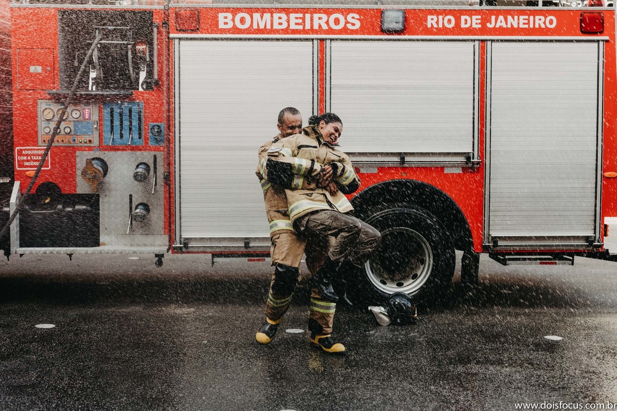 Fotografo de casamento Rio de Janeiro, Fotografia de Casamento RJ - Pré wedding no  Quartel Central do Corpo de Bombeiros
