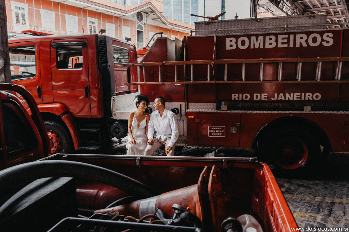 Fotografo de casamento Rio de Janeiro, Fotografia de Casamento RJ - Pré wedding no  Quartel Central do Corpo de Bombeiros
