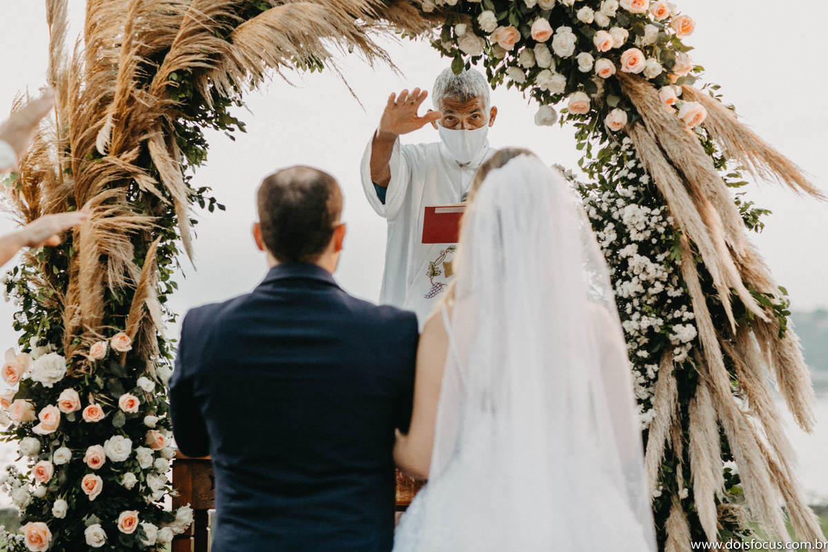 Casamento - fotografia de casamento - casamento em Niterói - fotos de casamento - igreja histórica de são Francisco