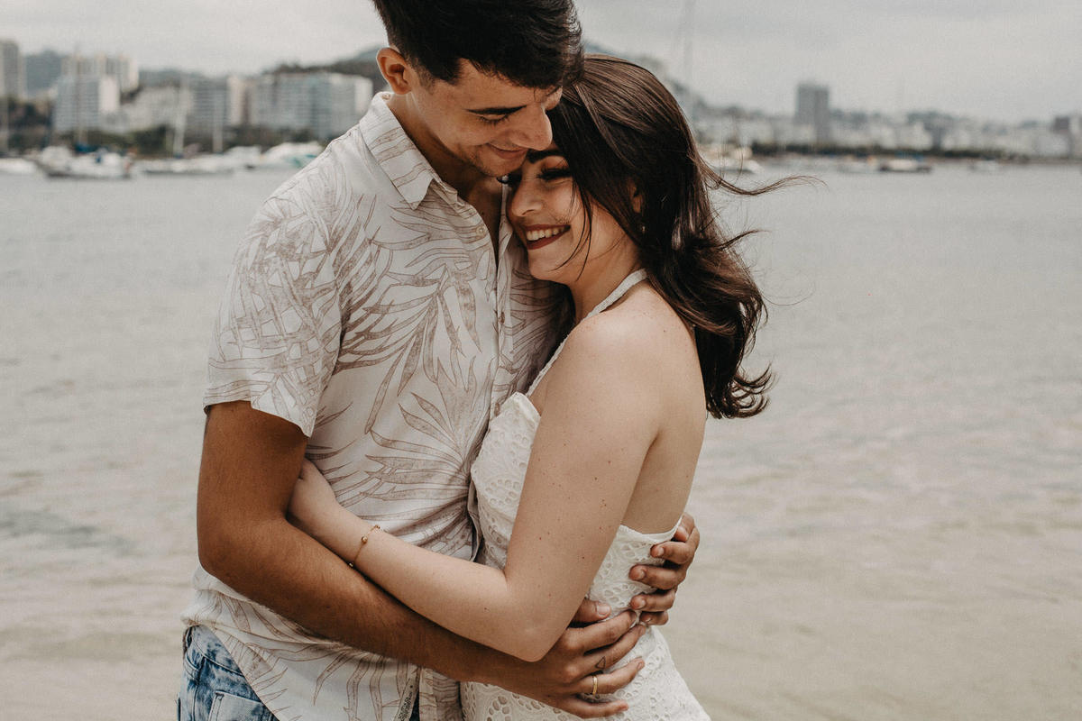 Casal apaixonado na Urca - Pré wedding - Matheus Sant'Anna - @matheussantannapatisserie - Fotógrafo de Casamento  - Rio de Janeiro - Urca - Ensaio na Urca