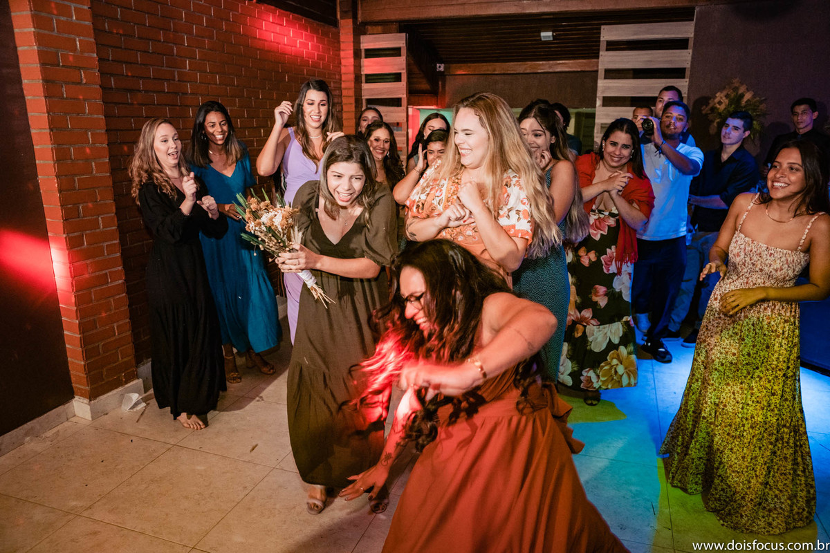 #casamentos #casamentorj #weddingday  #yeswedding #wedding #casorio #noivas #noivasrj #noivado #noivos2021 #noivasdobrasil #voucasar #clubedasnoivas #Inesquecivelcasamento #vestidodecasamento
#voucasar #prewedding #fotografodecasamento #noiva2021 #doisfoc