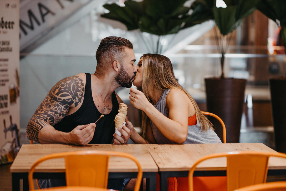 Pré-wedding Fabi e Yuri...
#casamentos #voucasarem2022 #casamentorj  #wedding #casorio #noivas #noivasrj #noivado #noivos2022 #noivasdobrasil #voucasar #clubedasnoivas  #vestidodecasamento#voucasar #prewedding #fotografodecasamento #noiva2022 #doisfocus