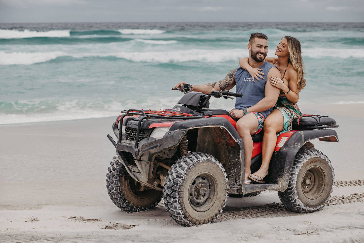 #casamentos #voucasarem2022 #casamentorj  #wedding #casorio #noivas #noivasrj #noivado #noivos2022 #noivasdobrasil #voucasar #clubedasnoivas #arraialdocado #vestidodecasamento#voucasar #prewedding #fotografodecasamento #noiva2022 #doisfocus