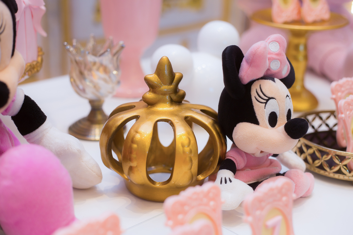 Aniversário, festa, um ano, doces, bexigas, temas, bagunça, criança, 