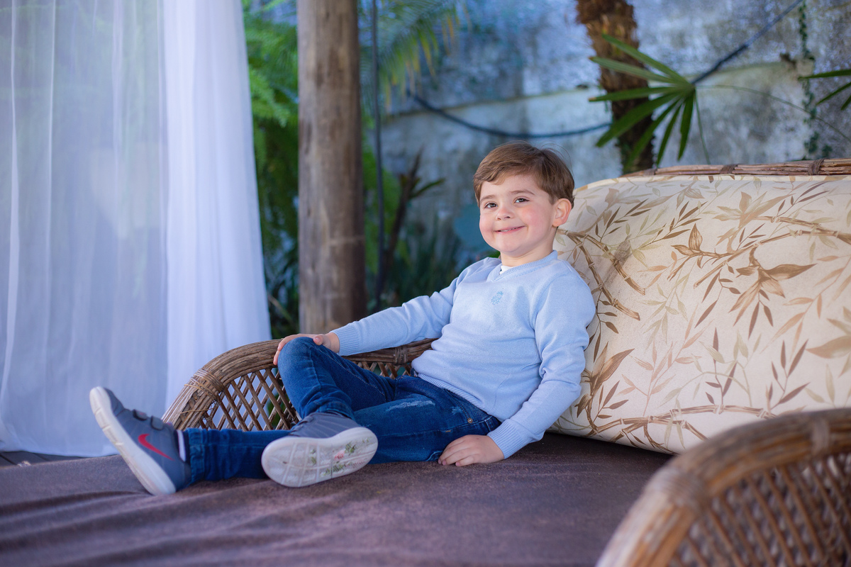 Aniversário, festa, um ano, doces, bexigas, temas, bagunça, criança,