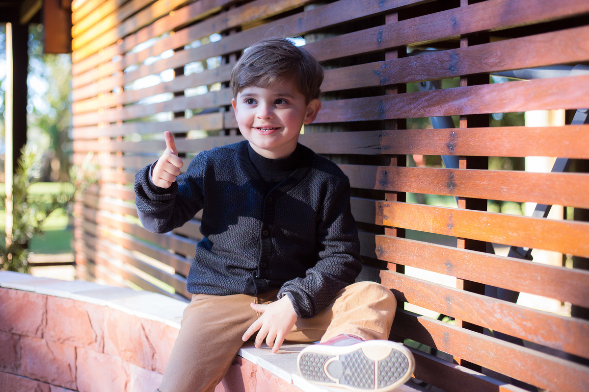 Aniversário, festa, um ano, doces, bexigas, temas, bagunça, criança,