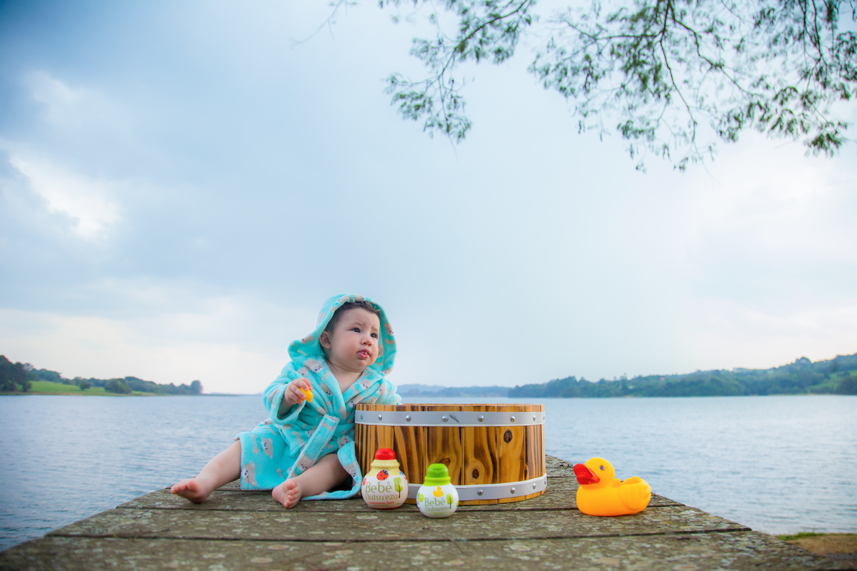 Família, criança, infantil, bagunça, smash the cake, smash the water, alegria. 