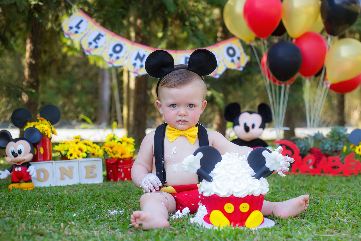 Família, criança, infantil, bagunça, smash the cake, smash the water, alegria. 