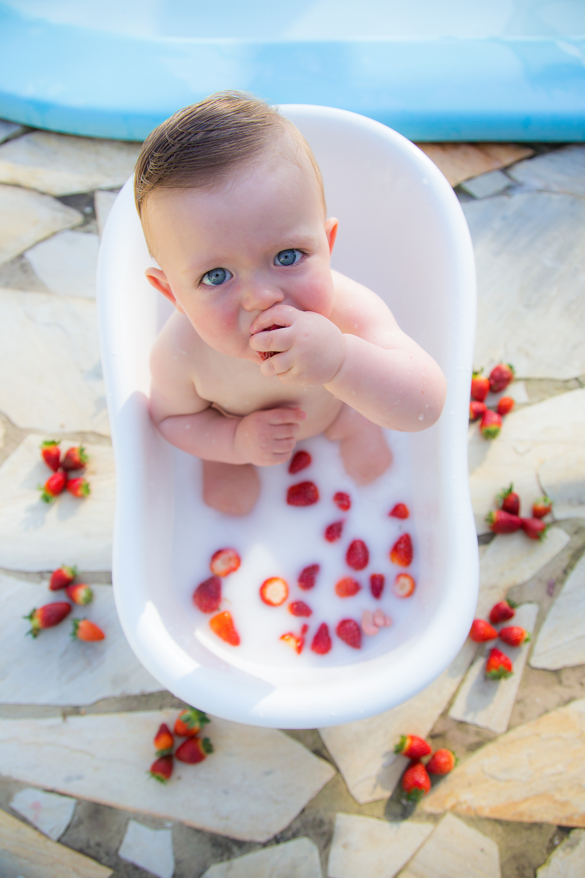 Família, criança, infantil, bagunça, smash the cake, smash the water, alegria. 