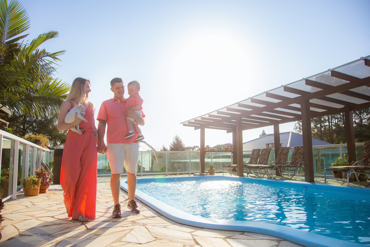 Família, criança, infantil, bagunça, smash the cake, smash the water, alegria. 