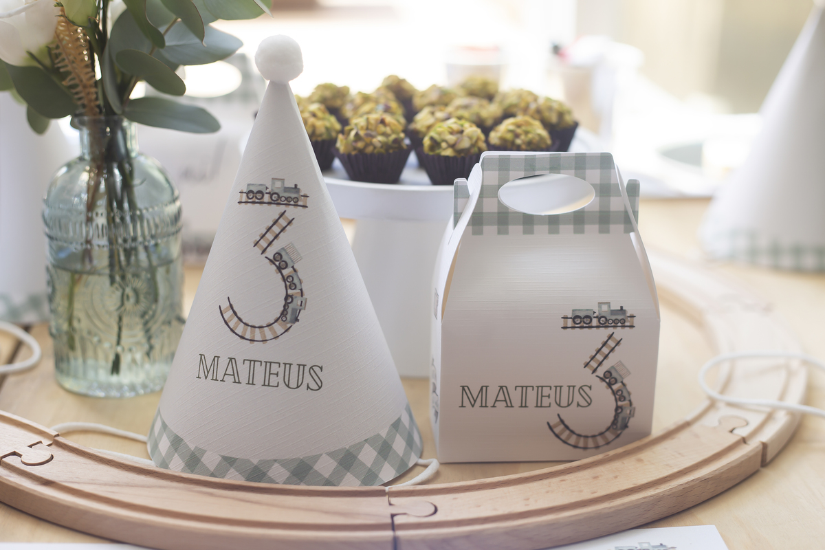 Aniversário, festa, um ano, doces, bexigas, temas, bagunça, criança, brinquedos, buffet infantil. Aniversário, festa, um ano, doces, bexigas, temas, bagunça, criança, brinquedos, buffet infantil. 