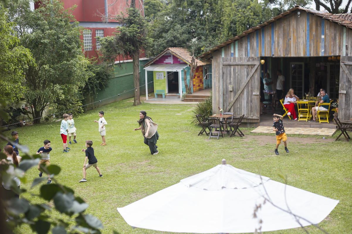 Aniversário, festa, um ano, doces, bexigas, temas, bagunça, criança, brinquedos, buffet infantil. Aniversário, festa, um ano, doces, bexigas, temas, bagunça, criança, brinquedos, buffet infantil. 