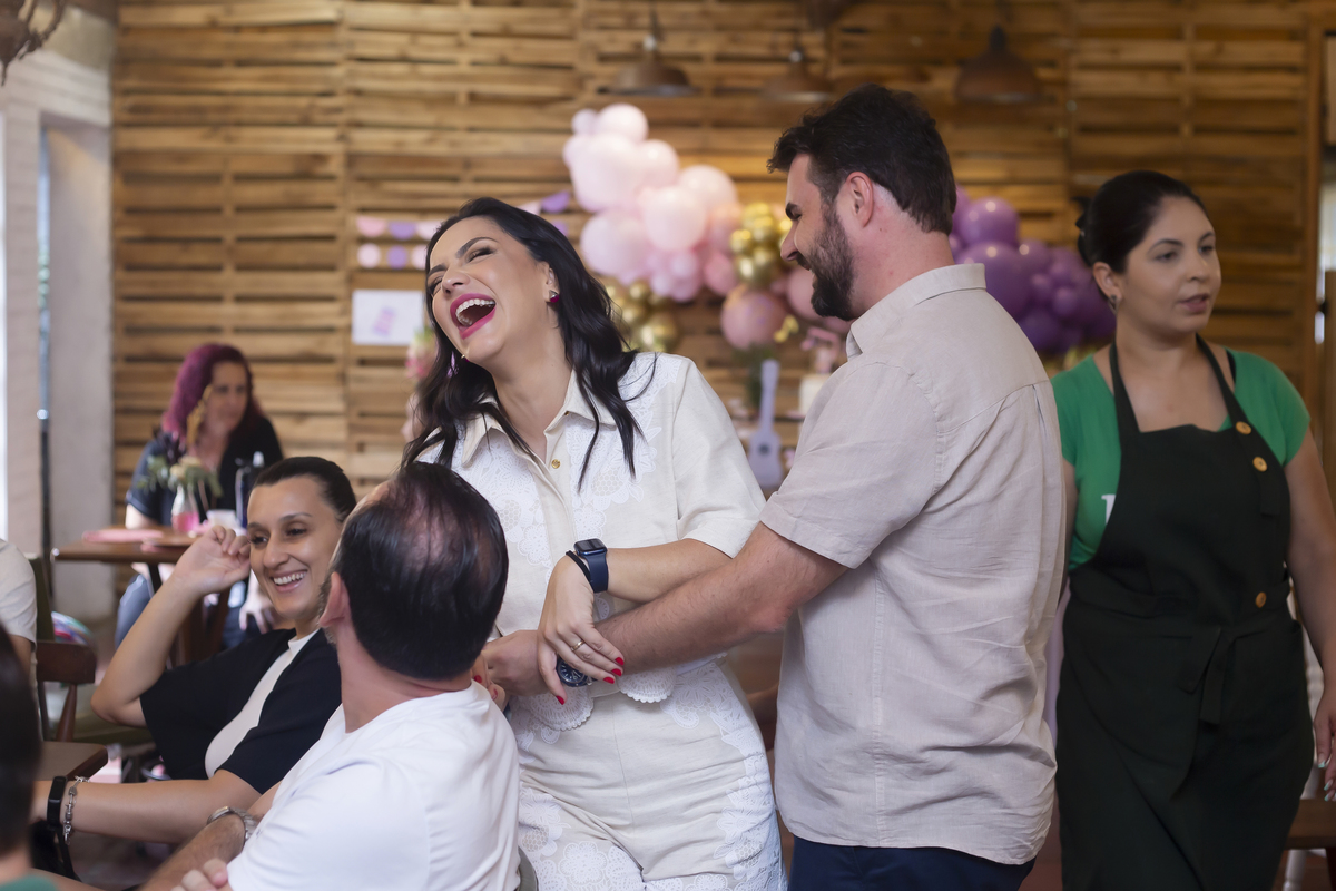 Aniversário, festa, um ano, doces, bexigas, temas, bagunça, criança, brinquedos, buffet infantil. 