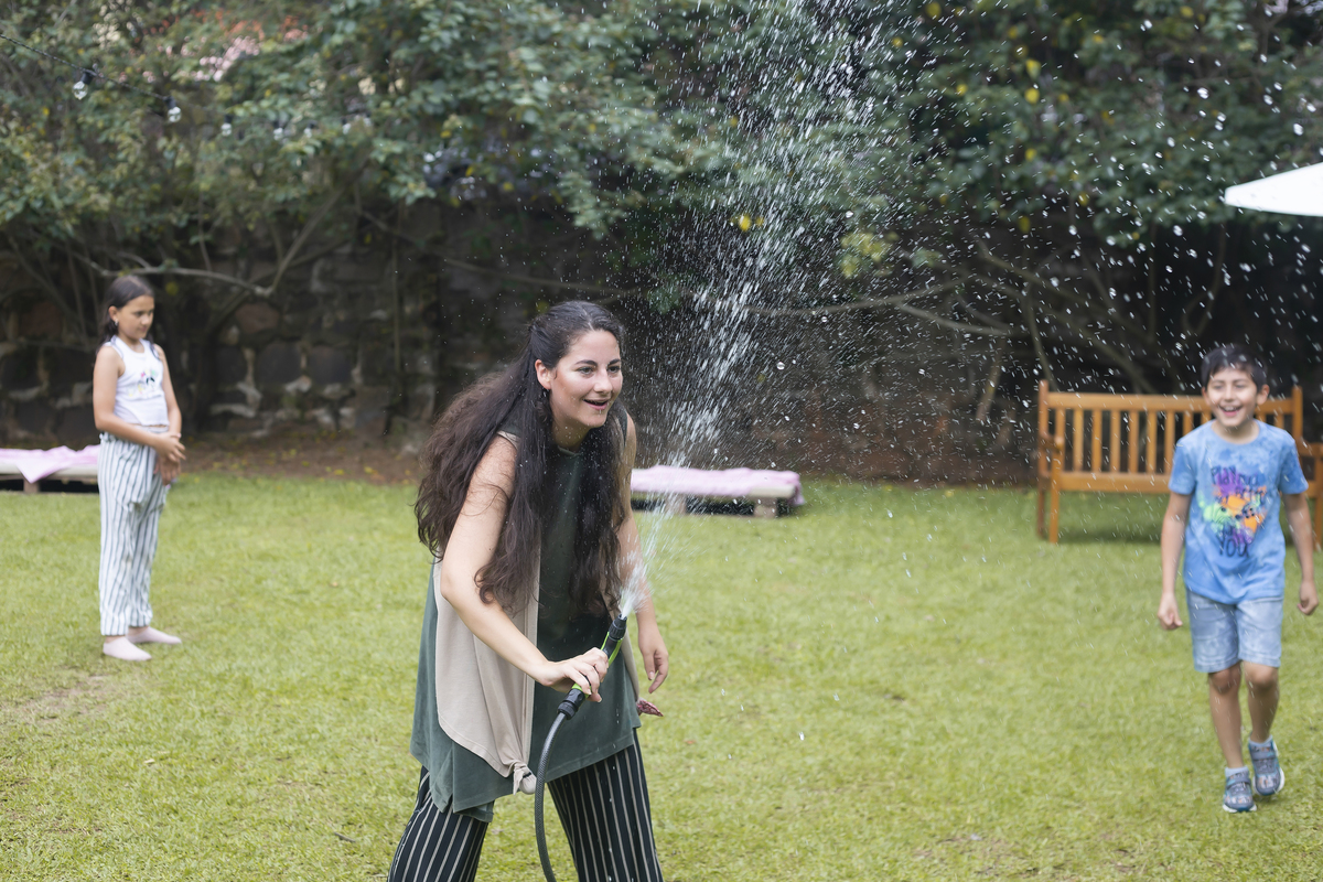 Aniversário, festa, um ano, doces, bexigas, temas, bagunça, criança, brinquedos, buffet infantil. 