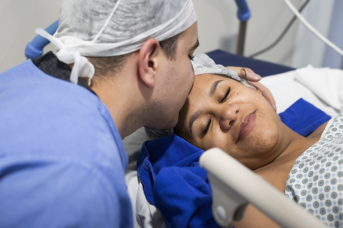 Nascimento, parto, cesariana, hospital, neném, semanas.