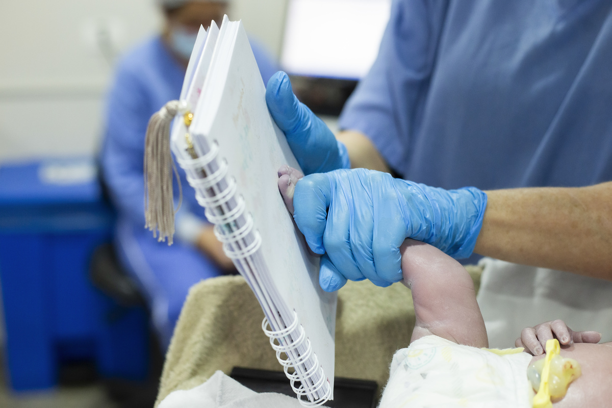 Nascimento, parto, cesariana, hospital, neném, semanas.