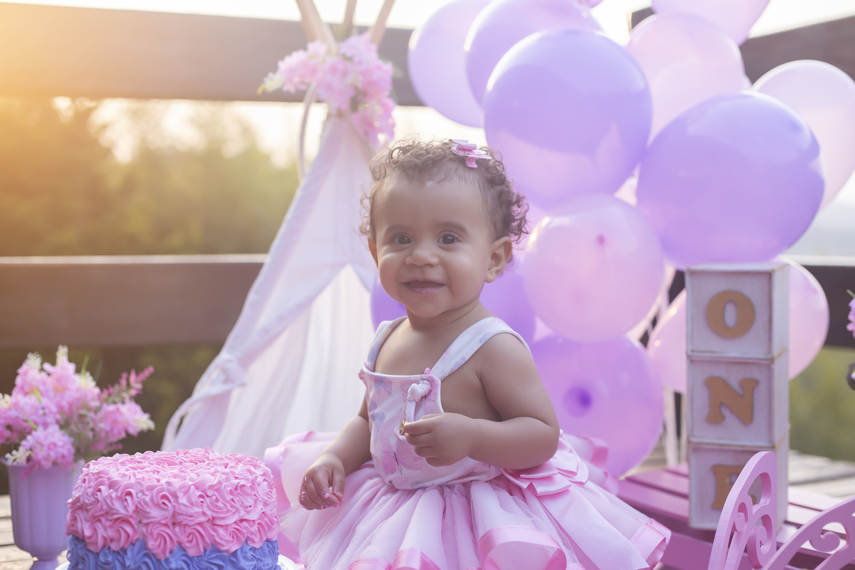 Família, criança, infantil, bagunça, smash the cake, smash the water, alegria. 