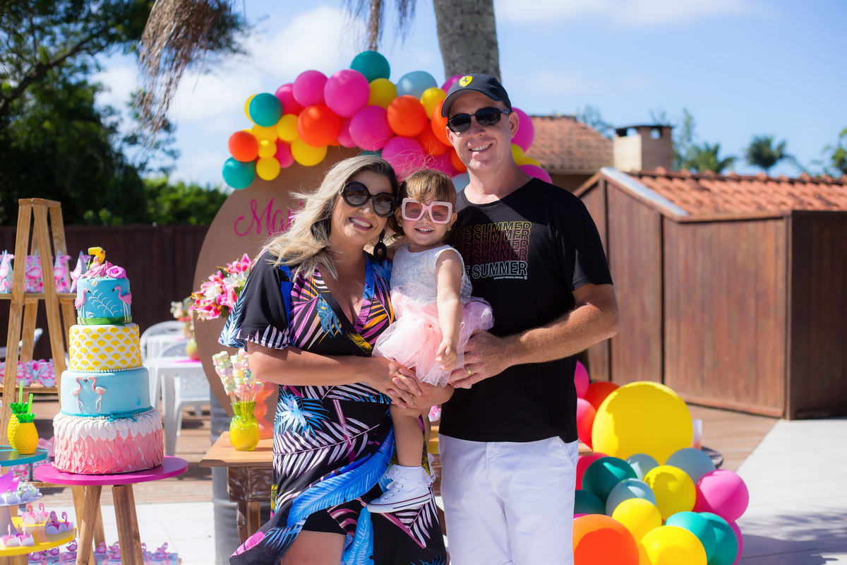 Aniversário, festa, um ano, doces, bexigas, temas, bagunça, criança, brinquedos, buffet infantil. 