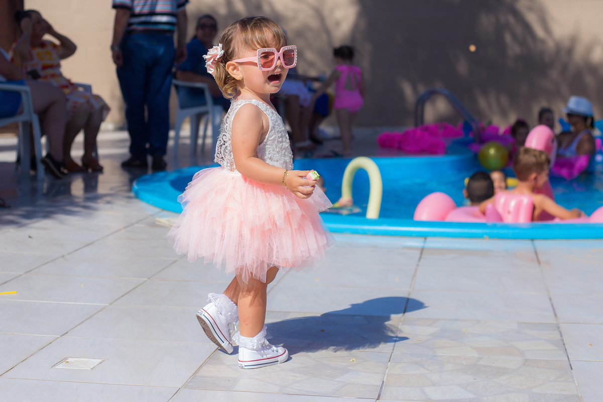 Aniversário, festa, um ano, doces, bexigas, temas, bagunça, criança, brinquedos, buffet infantil. 