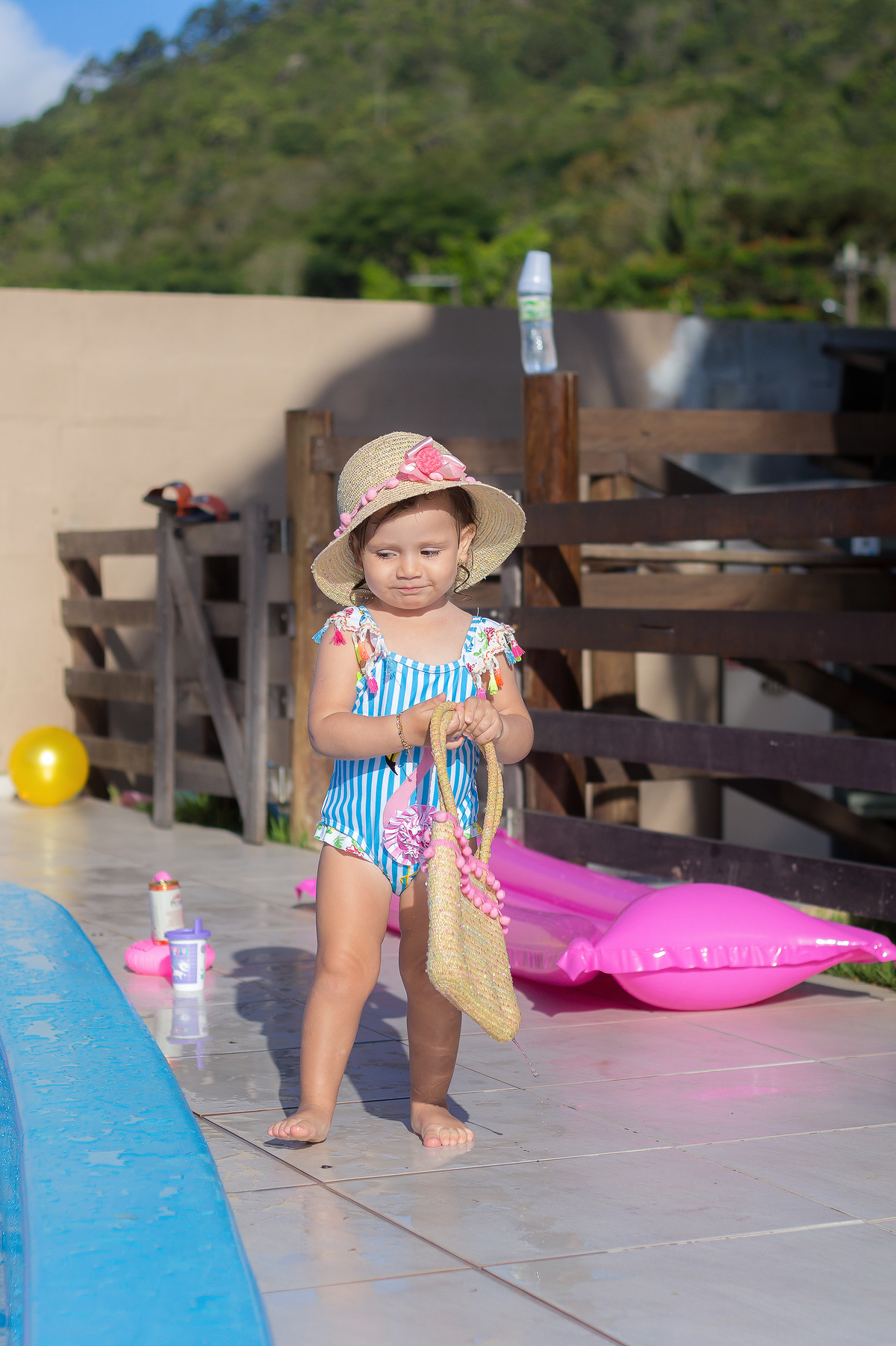 Aniversário, festa, um ano, doces, bexigas, temas, bagunça, criança, brinquedos, buffet infantil. 
