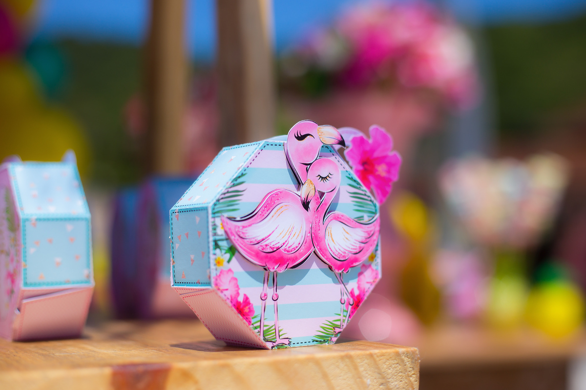 Aniversário, festa, um ano, doces, bexigas, temas, bagunça, criança, brinquedos, buffet infantil. 