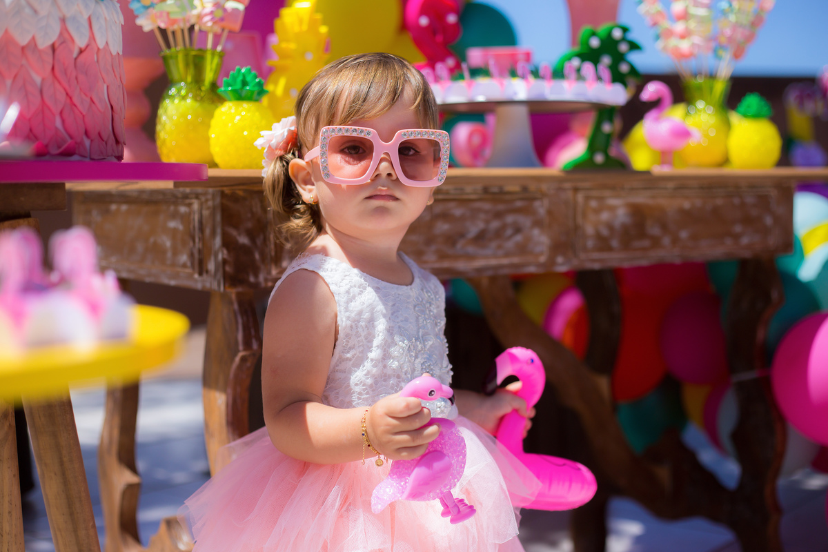 Aniversário, festa, um ano, doces, bexigas, temas, bagunça, criança, brinquedos, buffet infantil. 