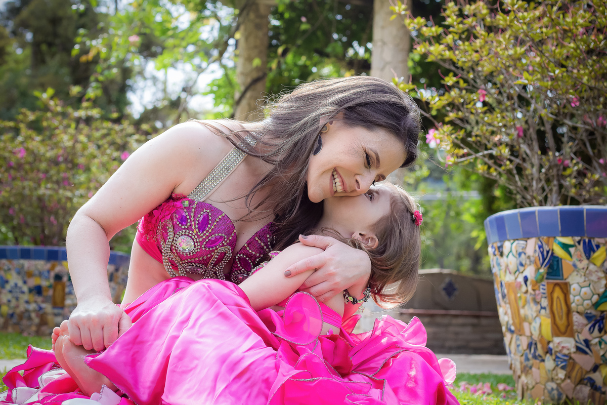 Família, criança, infantil, bagunça, smash the cake, smash the water, alegria. 