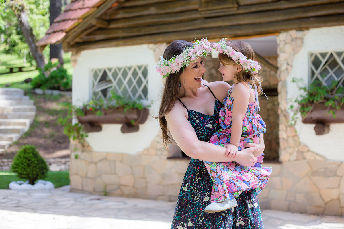 Família, criança, infantil, bagunça, smash the cake, smash the water, alegria. 