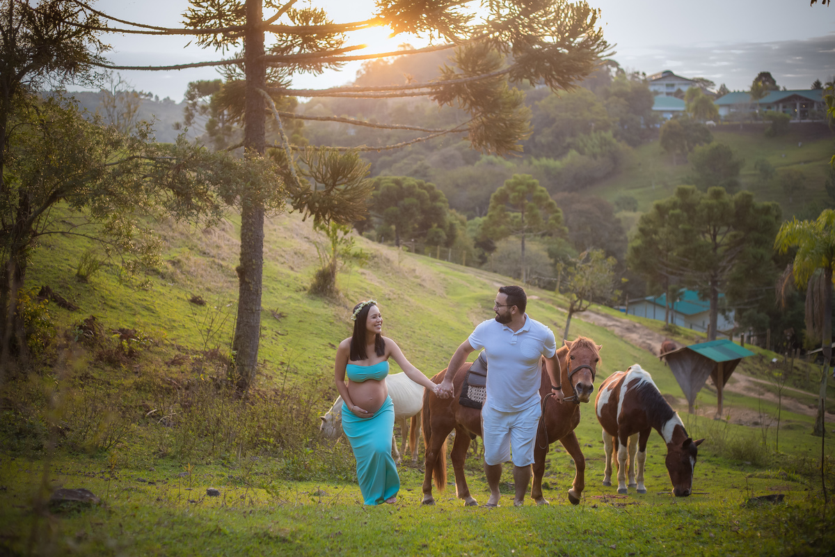 Gestação, família, casa, campo, cidade, praia, acompanhamento.