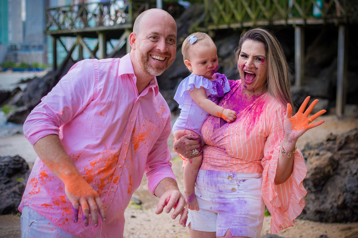 Família, criança, infantil, bagunça, smash the cake, smash the water, alegria. 