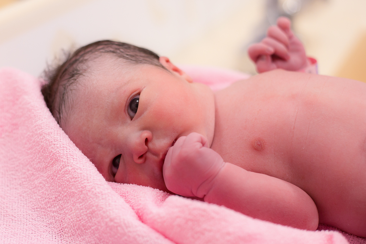 Nascimento, parto, cesariana, hospital, neném, semanas.