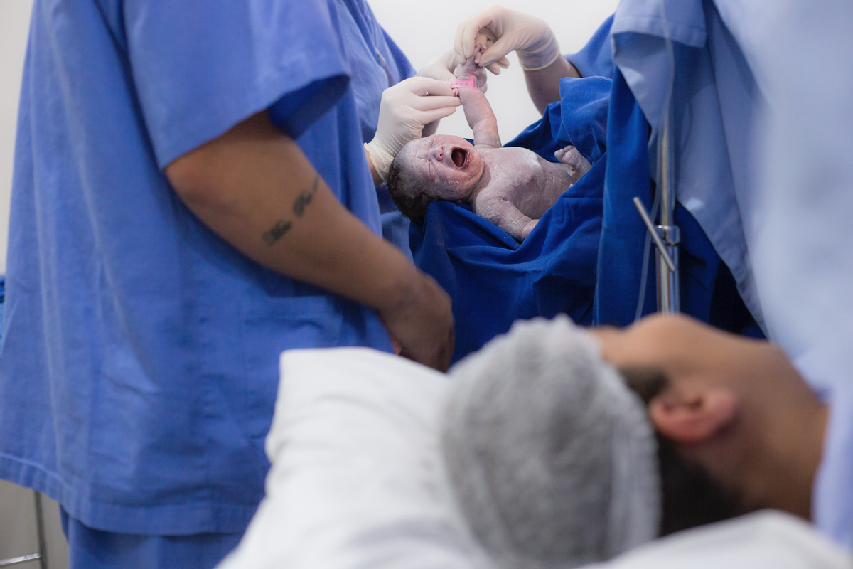 Nascimento, parto, cesariana, hospital, neném, semanas.