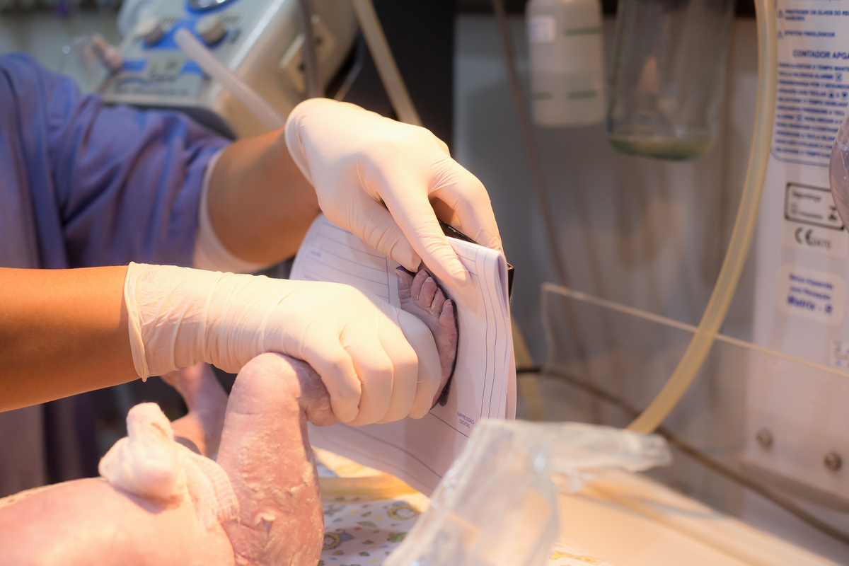 Nascimento, parto, cesariana, hospital, neném, semanas.