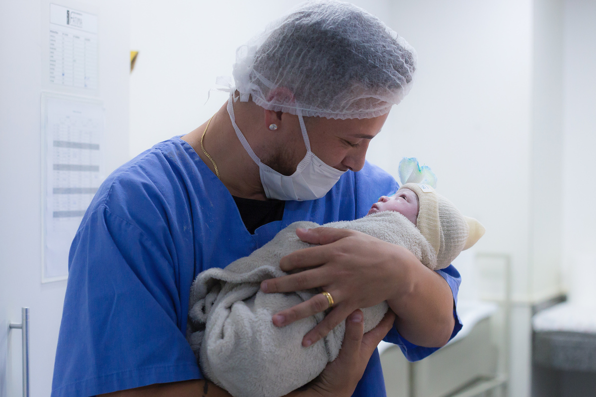 Nascimento, parto, cesariana, hospital, neném, semanas.