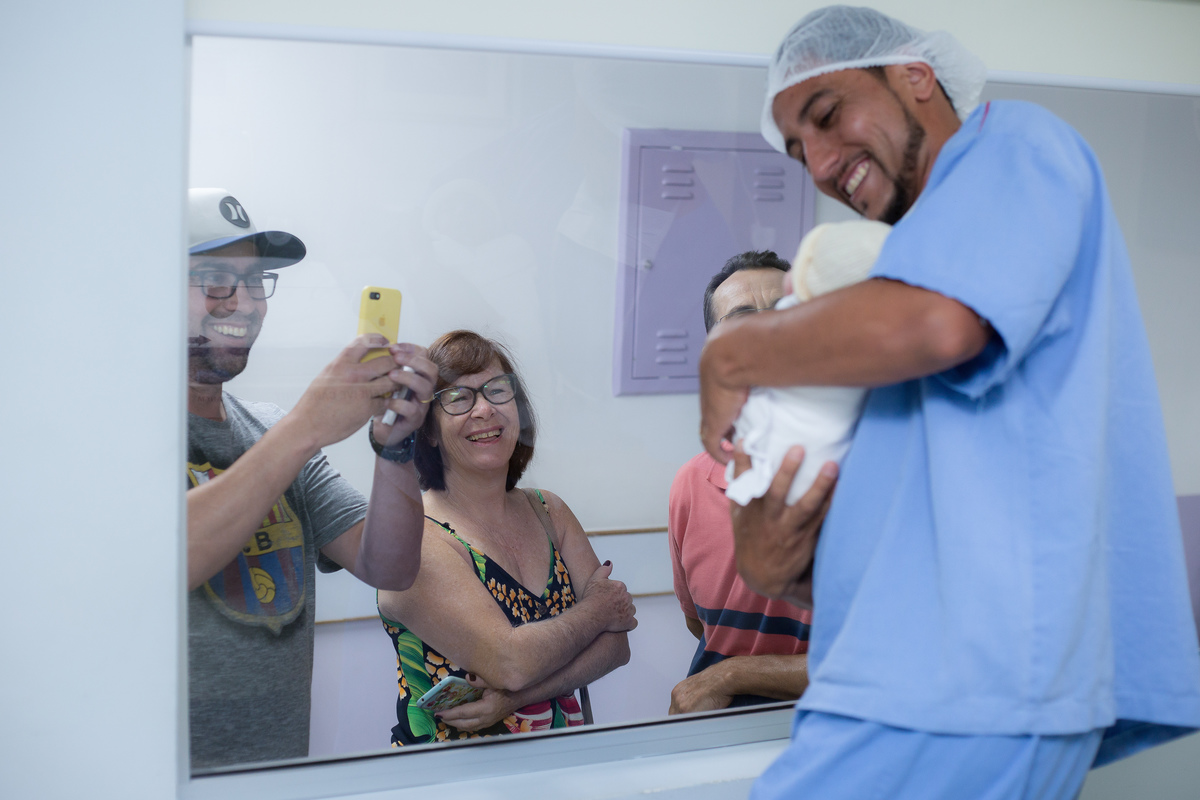 Nascimento, parto, cesariana, hospital, neném, semanas.
