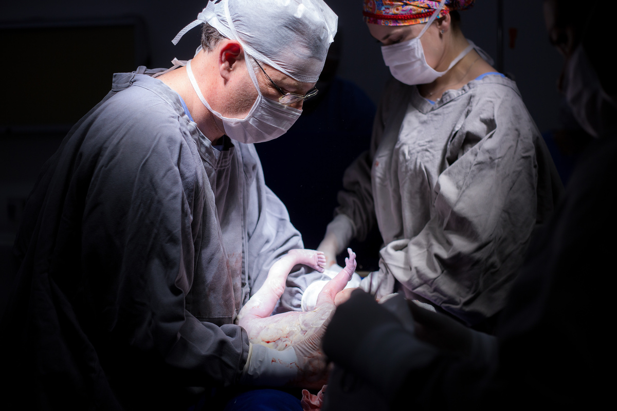 Nascimento, parto, cesariana, hospital, neném, semanas.