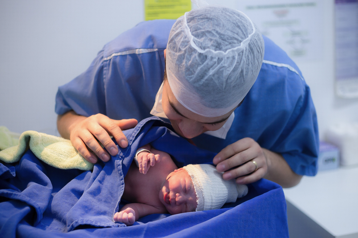 Nascimento, parto, cesariana, hospital, neném, semanas.