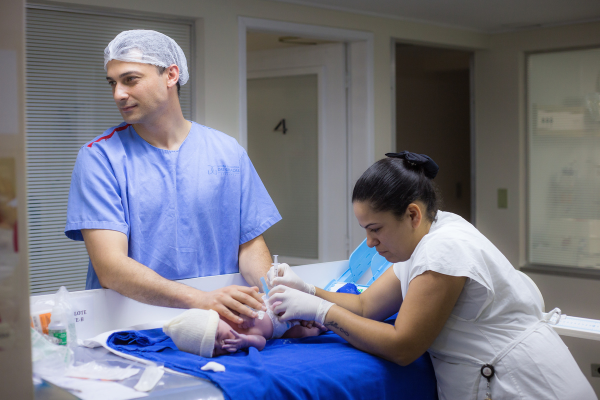 Nascimento, parto, cesariana, hospital, neném, semanas.