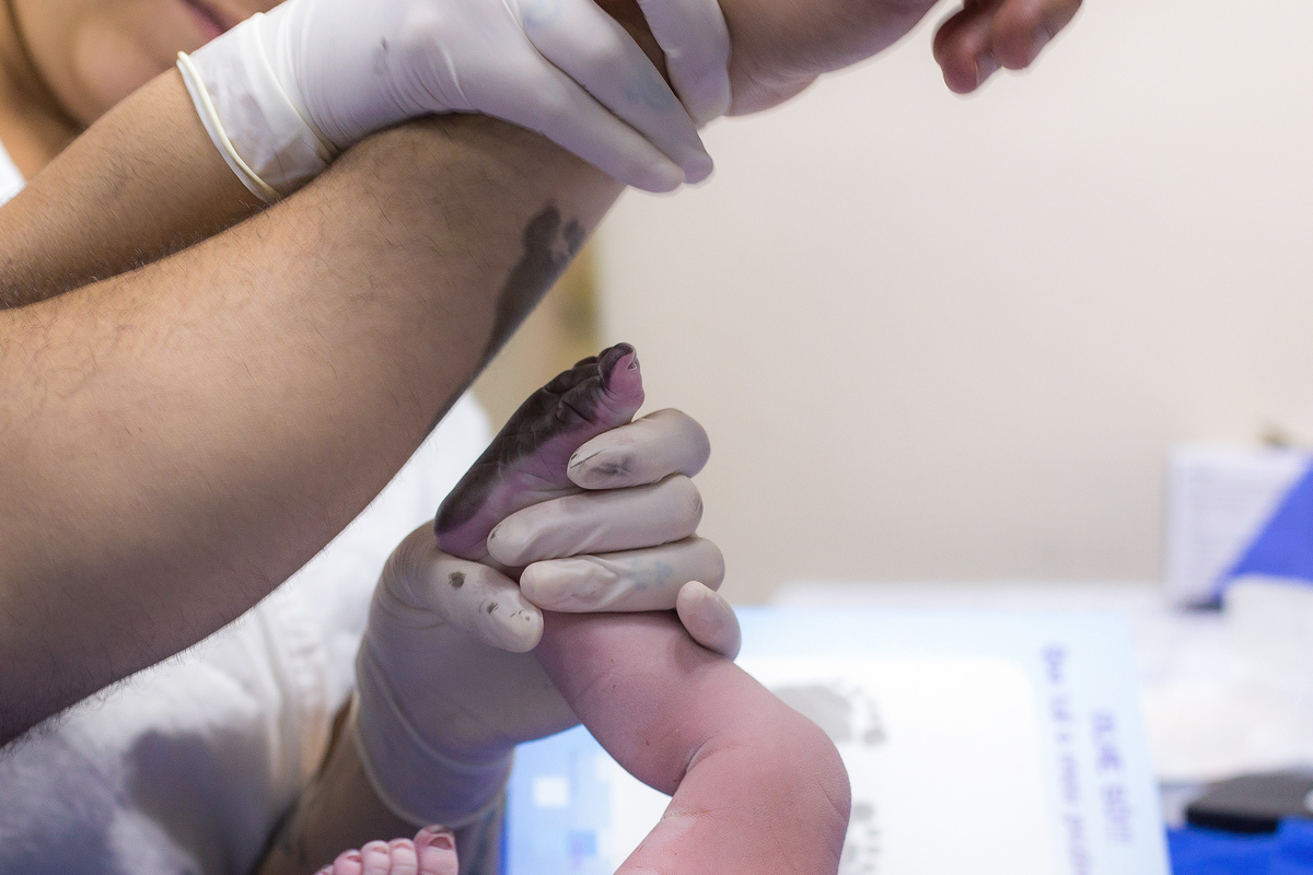 Nascimento, parto, cesariana, hospital, neném, semanas.