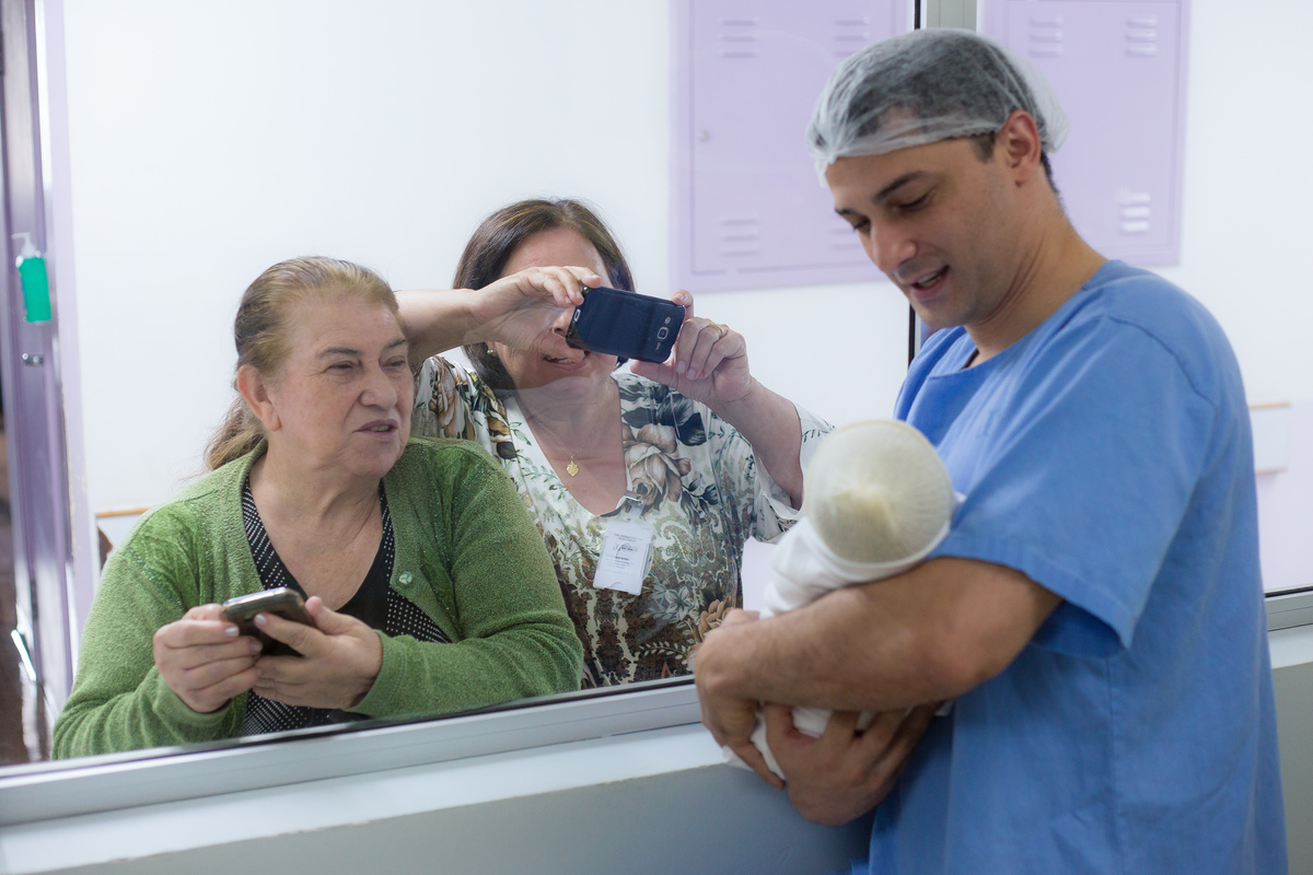 Nascimento, parto, cesariana, hospital, neném, semanas.