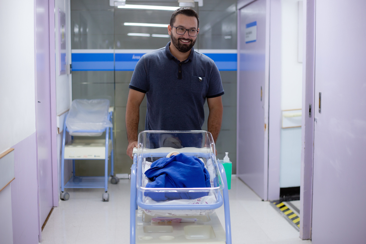 Nascimento, parto, cesariana, hospital, neném, semanas.