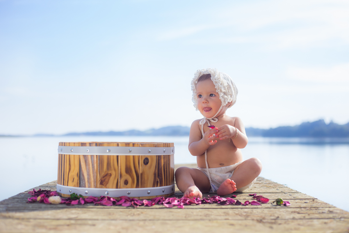 Família, criança, infantil, bagunça, smash the cake, smash the water, alegria.